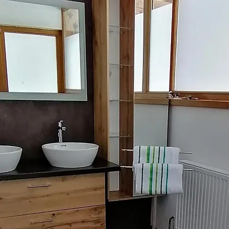 Haus Jessica Incl National Park Sommercard Apartamento Mittersill